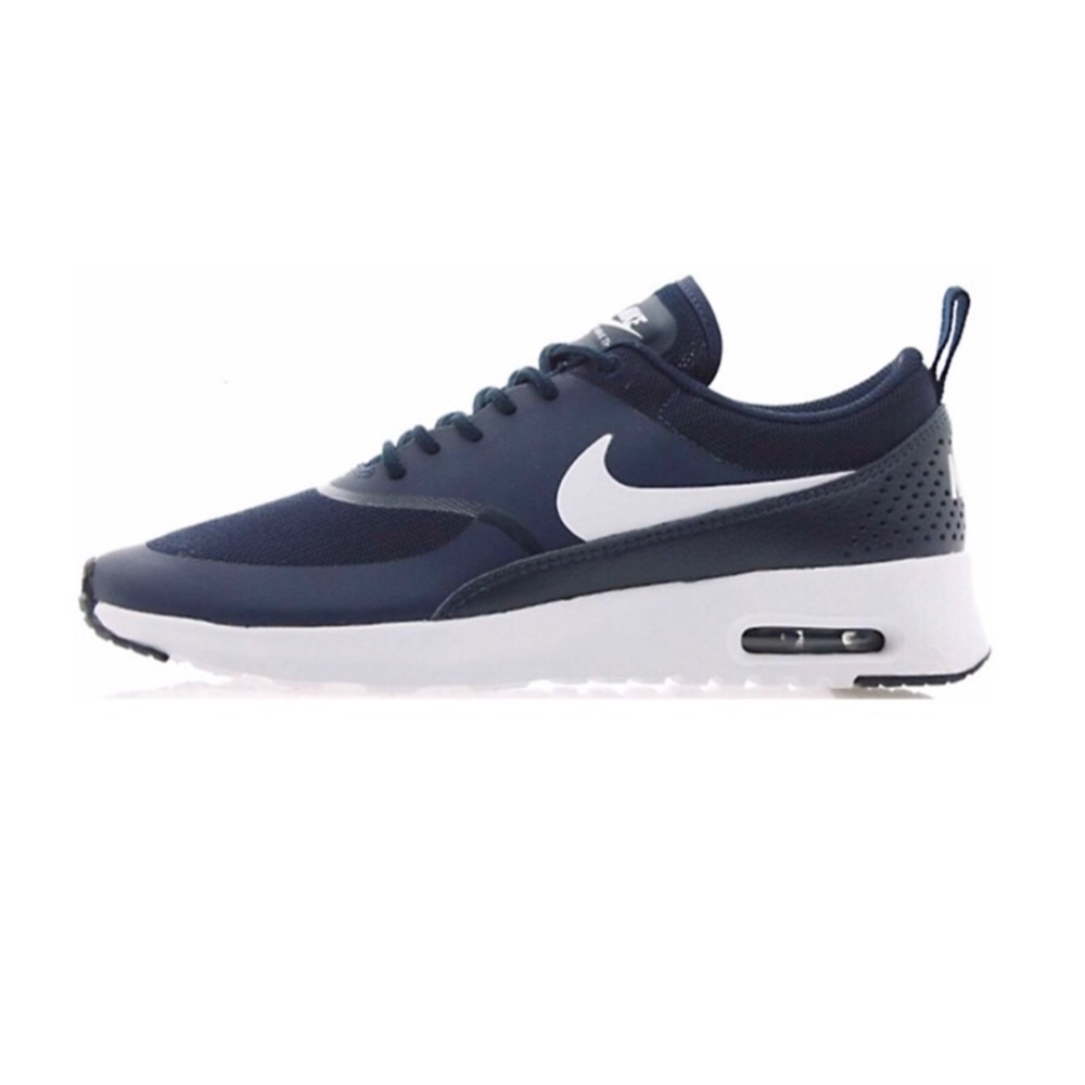 Black Nike Air Max Thea Women’s shoes